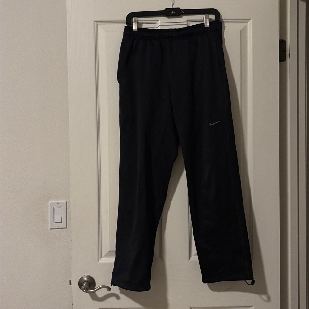 Nike Therma-Fit Black Pants with Drawstring Ankles Sz S